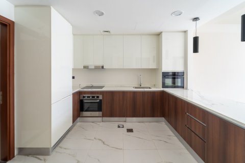 Adosado en Wadi Al Safa 3, Dubai, 4 dormitorios, 191 m², № 123857 - foto 2