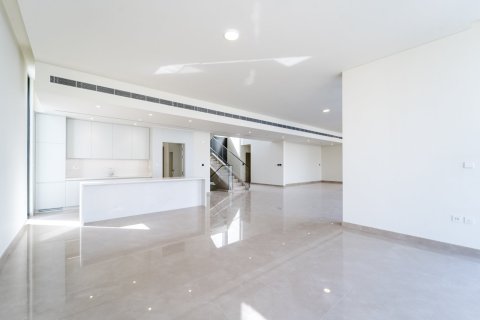 Villa en Dubai, 5 dormitorios, 921 m², № 123861 - foto 10