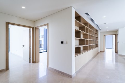 Villa en Dubai, 5 dormitorios, 921 m², № 123861 - foto 18
