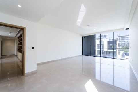 Villa en Dubai, 5 dormitorios, 921 m², № 123861 - foto 24