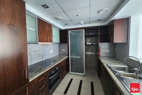 Снять в аренду квартиру в Дубай Марине, Дубай: 2 спальни, 121м², № 77712 - фото 2