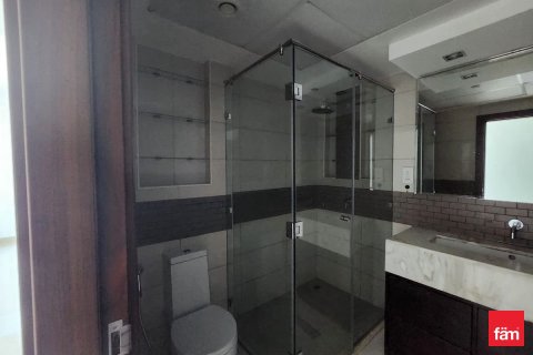 Снять в аренду квартиру в Дубай Марине, Дубай: 2 спальни, 121м², № 77712 - фото 16