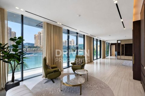 Villa in Palm Jumeirah, Dubai 6 bedrooms, 1358.15 sq.m. № 140542 - photo 16