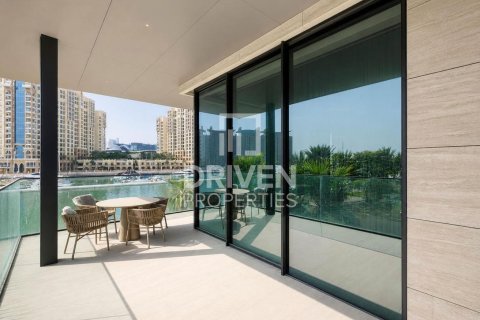 Villa in Palm Jumeirah, Dubai 6 bedrooms, 1358.15 sq.m. № 140542 - photo 25
