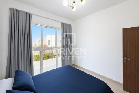 Maison de ville à Arabella Townhouses, Mudon, Dubai, 3 chambres, 159.42 m², № 138871 - photo 9