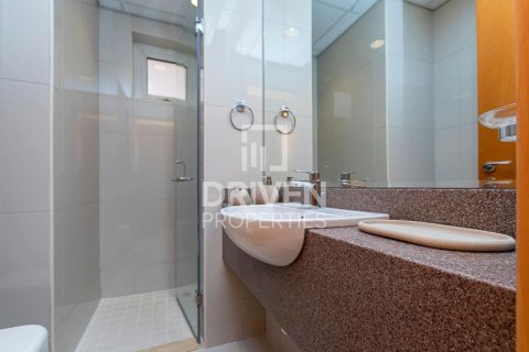 Villa in Nadd Al Sheba, Dubai 4 bedrooms, 469.9 sq.m. № 138874 - photo 22