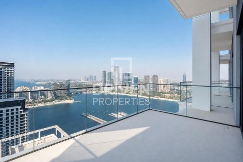 Apartment in EMAAR Beachfront, Dubai Harbour, Dubai 4 bedrooms, 286.51 sq.m. № 138875