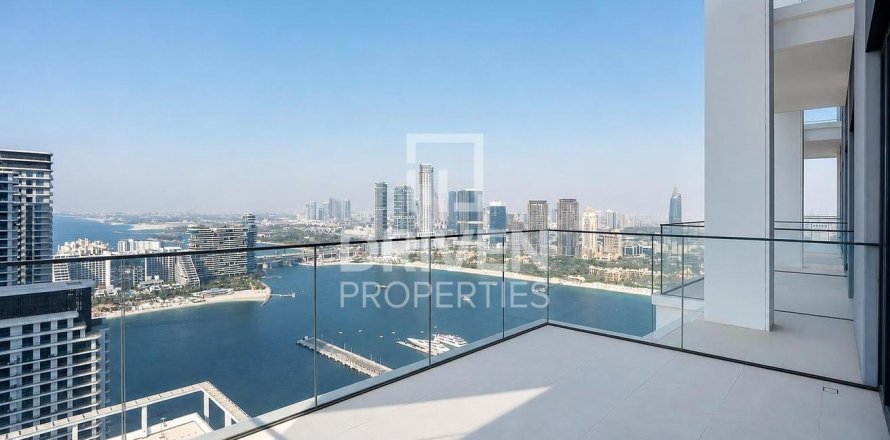 Apartment in EMAAR Beachfront, Dubai Harbour, Dubai 4 bedrooms, 286.51 sq.m. № 138875