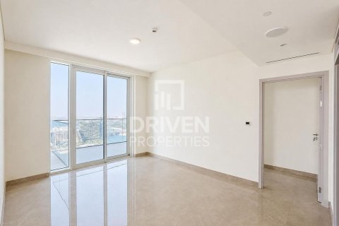 Apartment in EMAAR Beachfront, Dubai Harbour, Dubai 4 bedrooms, 286.51 sq.m. № 138875 - photo 11