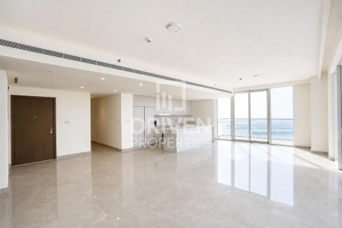 Apartment in EMAAR Beachfront, Dubai Harbour, Dubai 4 bedrooms, 286.51 sq.m. № 138875 - photo 5