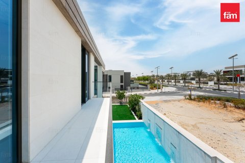 Villa in Al Furjan, Dubai 5 bedrooms, 610.6 sq.m. № 133235 - photo 25