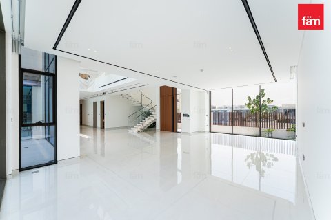 Villa in Al Furjan, Dubai 5 bedrooms, 610.6 sq.m. № 133235 - photo 16