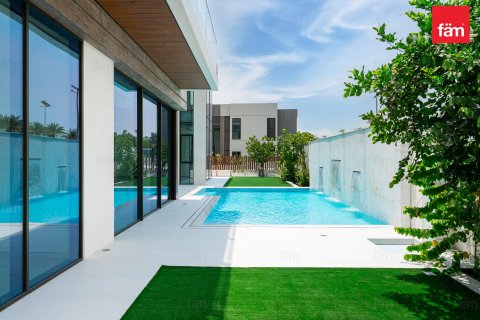 Villa in Al Furjan, Dubai 5 bedrooms, 610.6 sq.m. № 133235 - photo 2