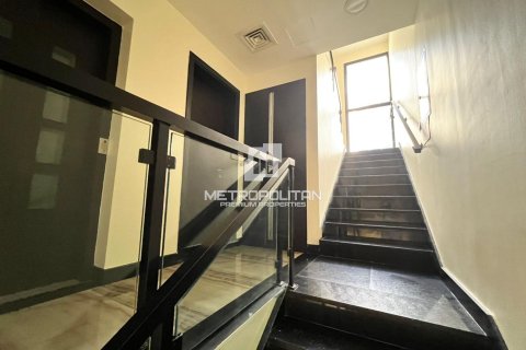 Townhouse in Jumeirah Village Circle, Dubai 4 bedrooms, 310 sq.m. № 72869 - photo 8