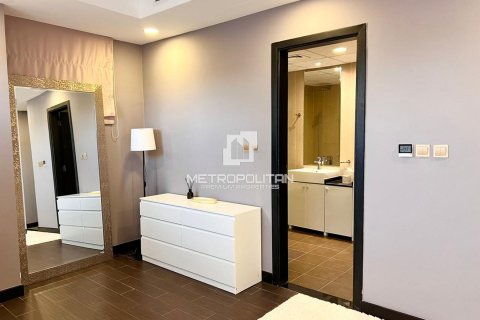 Adosado en Jumeirah Village Circle, Dubai, 4 dormitorios, 310 m², № 72869 - foto 5