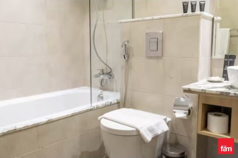 Apartment in Business Bay, Dubai 2 bedrooms, 113.4 sq.m. № 72210 - photo 16