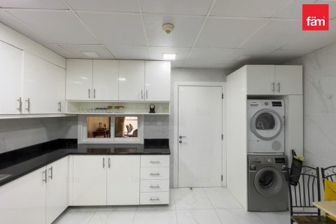 Apartment in Dubai 3 bedrooms, 178.6 sq.m. № 72208 - photo 5