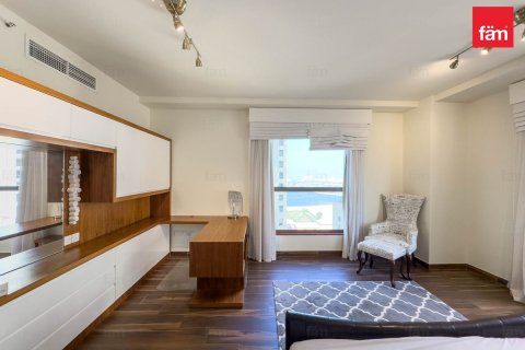 Apartment in Dubai 3 bedrooms, 178.6 sq.m. № 72208 - photo 13