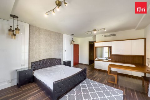 Apartment in Dubai 3 bedrooms, 178.6 sq.m. № 72208 - photo 8