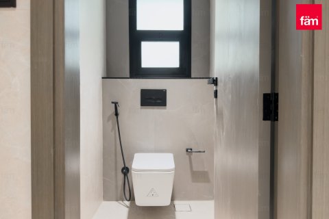 Снять в аренду таунхаус в Дубае: 4 спальни, 201.9м², № 90288 - фото 12