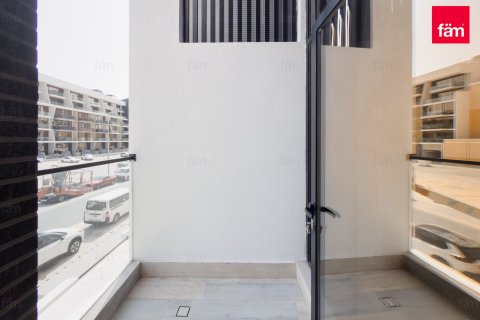 Снять в аренду таунхаус в Дубае: 4 спальни, 201.9м², № 90288 - фото 2