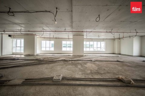 Снять в аренду офис в Al Sufouh, Дубай: 537.5м², № 90279 - фото 9