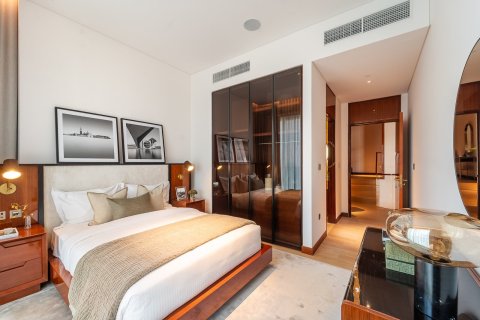 Apartment in Jumeirah, Dubai 4 bedrooms, 516 sq.m. № 120630 - photo 26