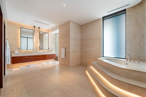 Apartment in Jumeirah, Dubai 4 bedrooms, 516 sq.m. № 120630 - photo 17