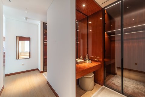 Apartment in Jumeirah, Dubai 4 bedrooms, 516 sq.m. № 120630 - photo 15