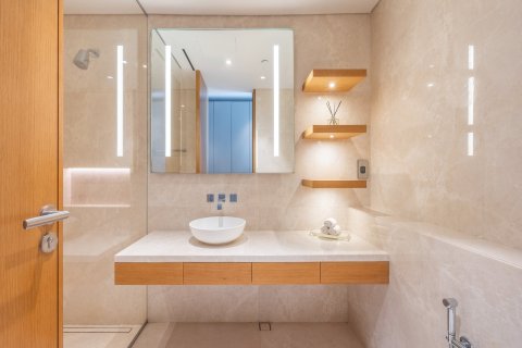 Apartment in Palm Jumeirah, Dubai 4 bedrooms, 455 sq.m. № 120631 - photo 19