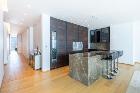 Apartment in Palm Jumeirah, Dubai 4 bedrooms, 455 sq.m. № 120631 - photo 12