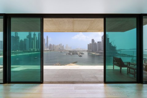 Apartment in Palm Jumeirah, Dubai 4 bedrooms, 455 sq.m. № 120631 - photo 7