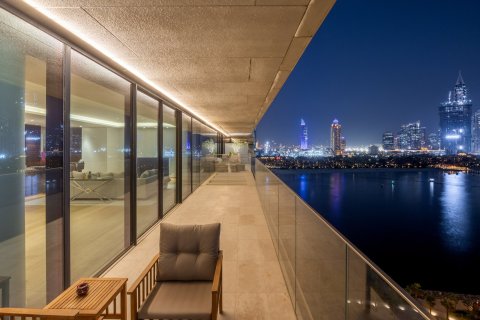 Apartment in Palm Jumeirah, Dubai 4 bedrooms, 455 sq.m. № 120631 - photo 27
