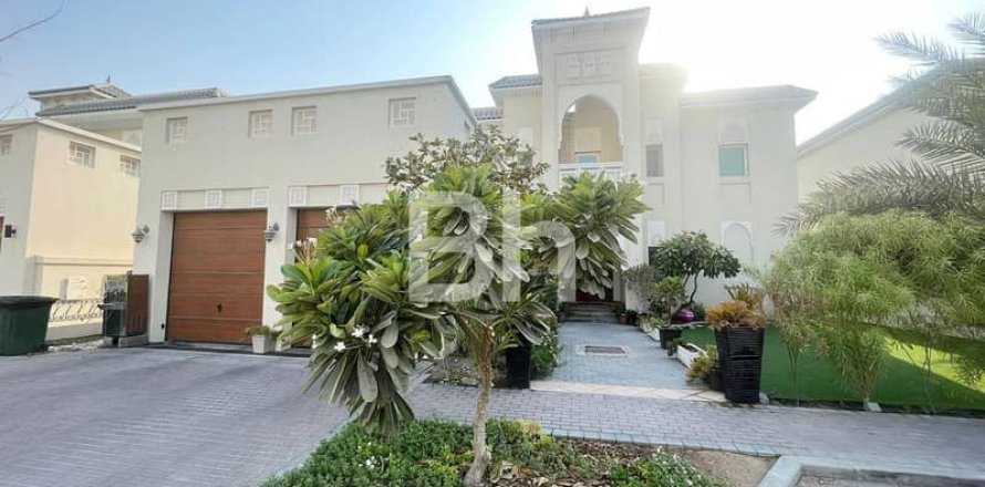 Villa à Al Furjan, Dubai, 3 chambres, 325 m², № 57124