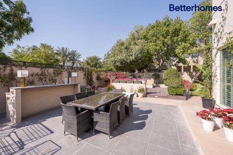 Villa in Arabian Ranches, Dubai 3 bedrooms, 540 sq.m. № 57129 - photo 24