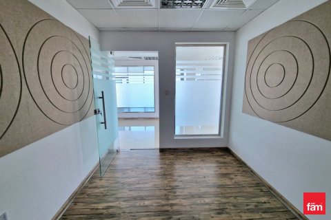 Bureau à Dubai, 132.7 m², № 115177 - photo 12