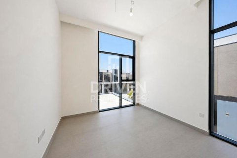 Villa en Mudon, Dubai, 4 dormitorios, 229.01 m², № 125275 - foto 7