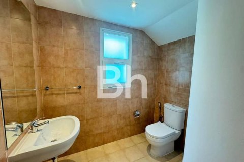 Villa in Jumeirah Village Triangle, Dubai 2 bedrooms, 708 sq.m. № 57659 - photo 7
