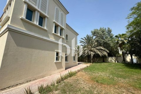 Villa en Jumeirah Village Triangle, Dubai, 2 dormitorios, 708 m², № 57659 - foto 11