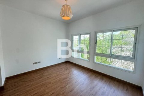 Villa in Jumeirah Village Triangle, Dubai 2 bedrooms, 708 sq.m. № 57659 - photo 5