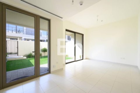 Villa in Dubai South (Dubai World Central), Dubai 3 bedrooms, 144 sq.m. № 57657 - photo 22