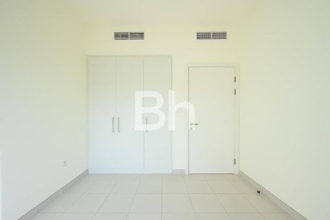 Villa in Dubai South (Dubai World Central), Dubai 3 bedrooms, 144 sq.m. № 57657 - photo 15