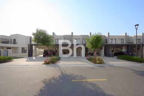 Villa in Dubai South (Dubai World Central), Dubai 3 bedrooms, 144 sq.m. № 57657 - photo 2