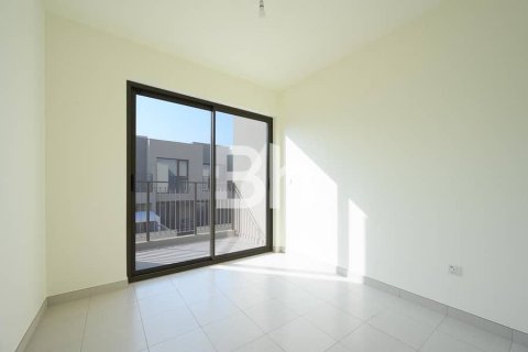 Villa in Dubai South (Dubai World Central), Dubai 3 bedrooms, 144 sq.m. № 57657 - photo 16