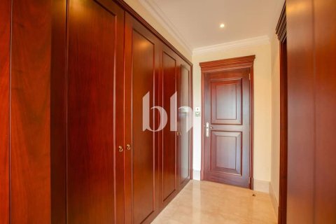 Villa en Arabian Ranches, Dubai, 6 dormitorios, 1644 m², № 57658 - foto 12