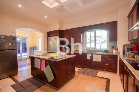 Villa in Arabian Ranches, Dubai 6 bedrooms, 1644 sq.m. № 57658 - photo 5