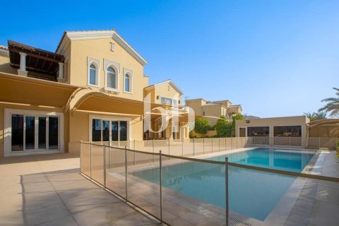 Villa en Arabian Ranches, Dubai, 6 dormitorios, 1644 m², № 57658 - foto 1