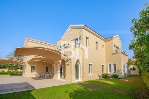 Villa in Arabian Ranches, Dubai 6 bedrooms, 1644 sq.m. № 57658 - photo 1