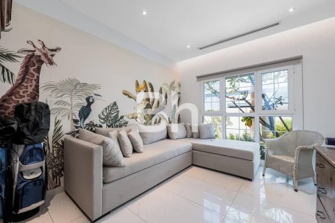 Villa en The Lakes, Dubai, 3 dormitorios, 570 m², № 57661 - foto 11