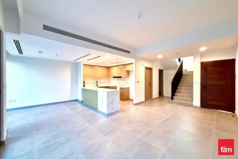Снять в аренду таунхаус в Дубае: 3 спальни, 161.1м², № 67449 - фото 3